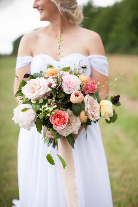 A bouquet of garden roses